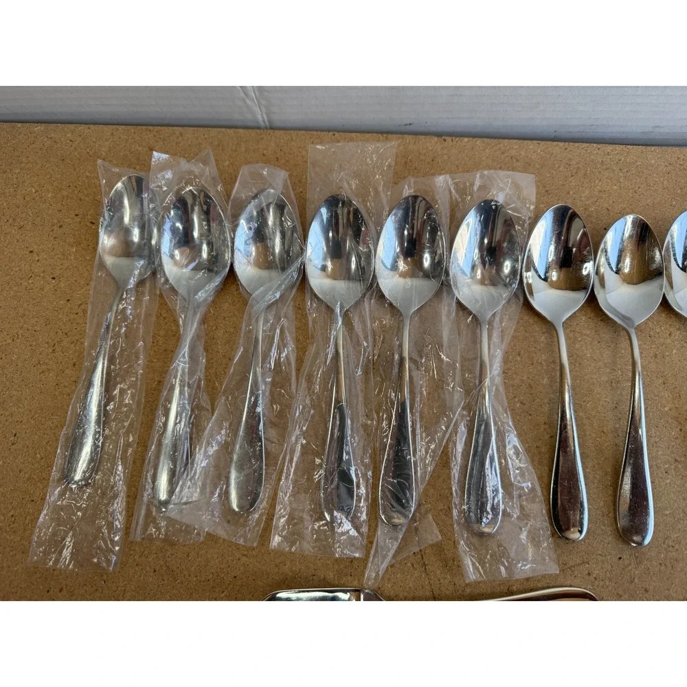 Mixed Lot of 13 Reed & Barton 18/10 Stainless China